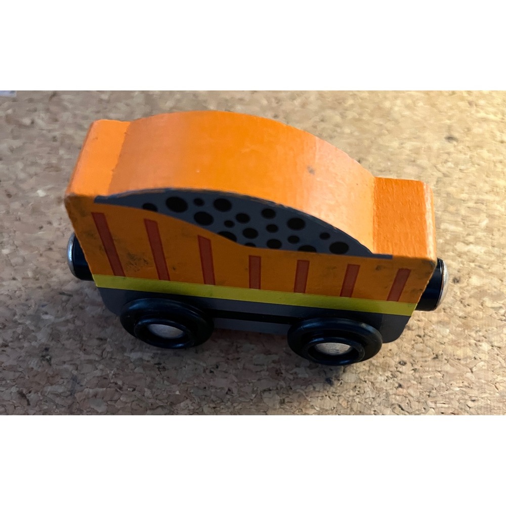 Melissa & Doug Wooden Coal Hopper Train Car #5186 Good‎ Magnetic Railway Toy